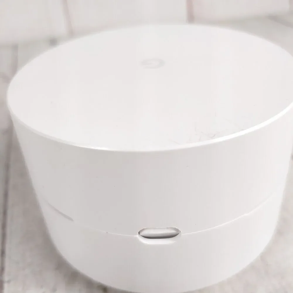DENTED BUTTON - Google Mesh Wifi Router NLS-1304-25 - NO Power Cord - TESTED